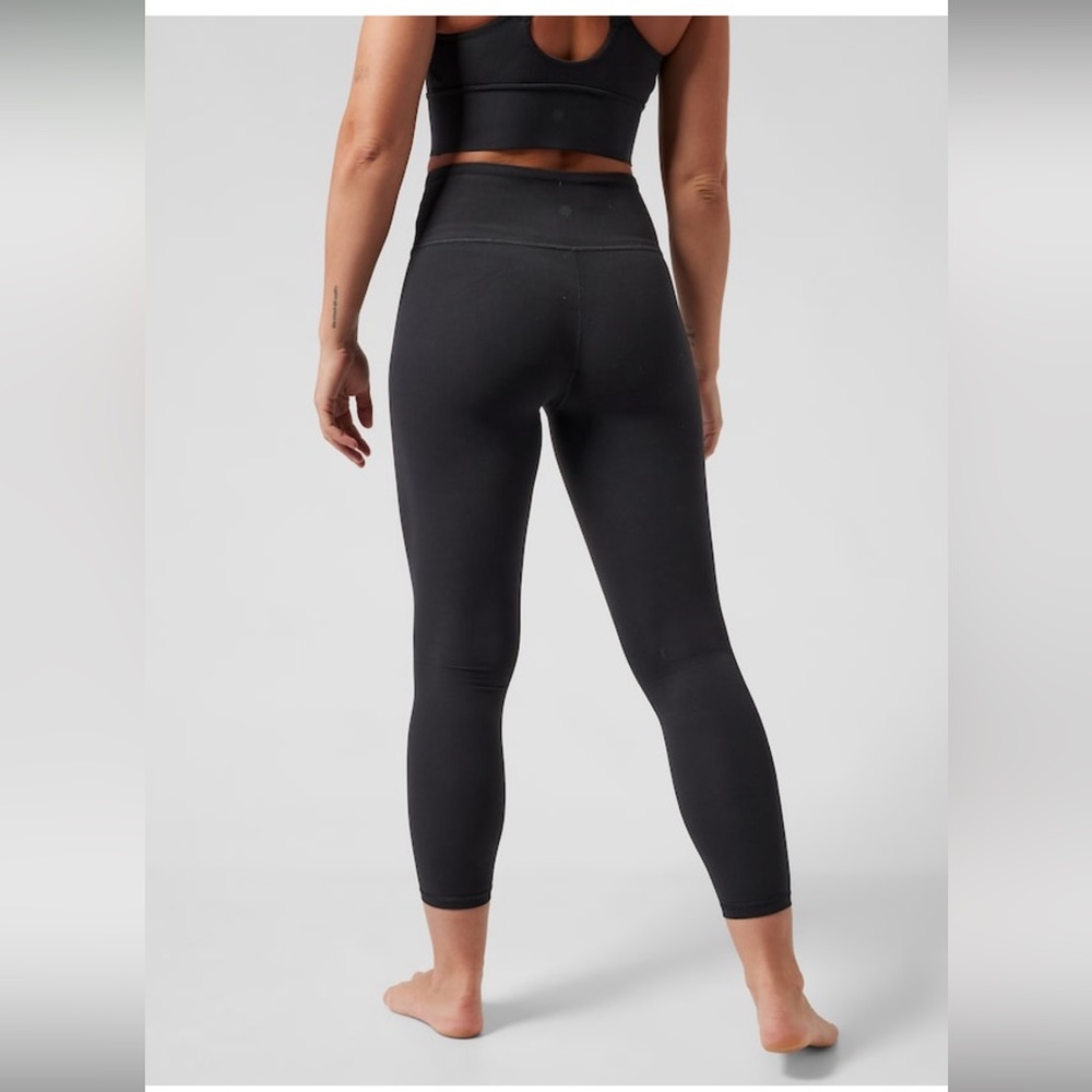 Athleta Elation 7/8 Tight // Black #293142 - Picture 3 of 16